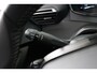 Peugeot e-2008 EV Allure 50 kWh | Dealer Onderhouden! | SOH 99% | 1e Eigenaar! | Navi By App | Clima | Cruise Control | Parkeersensoren | DAB | LED | Lichtmetalen Velgen
