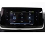 Peugeot e-2008 EV Allure 50 kWh | Dealer Onderhouden! | SOH 99% | 1e Eigenaar! | Navi By App | Clima | Cruise Control | Parkeersensoren | DAB | LED | Lichtmetalen Velgen