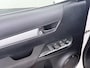 Toyota Hilux 2.4 D-4D 4WD Automaat Double Cab Prof. Lier Canopy Hardtop (Huif) Trekhaak Navi* via Apple Carplay Android Auto Ecc Camera Adap.Cruise Control Lane Assist Inbouw Kasten Bluetooth AWD EURO 6 400Nm 3.500kg Trekvermogen 1e Eigenaar Dealeronderhouden Origineel Nederlandse Auto
