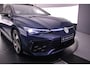 Volkswagen Golf GTE 1.5 TSI eHybrid 272pk DSG Automaat Trekhaak, Panoramadak, Black Style, Adaptive cruise control, Lederen bekleding, LED matrix koplampen