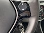 Toyota Aygo 1.0 VVT-i x-play Nederlandse auto, achteruitrijcamera, airconditioning, navigatie, Nieuw geleverd en dealeronderhouden, neerklapbare achterbank, nette auto!