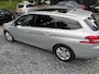 Peugeot 308 SW 1.2 PureTech Blue Lease Executive