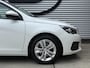 Peugeot 308 SW 1.2 PureTech Blue Lease Executive 2e Eigenaar|Navi|Clima|Cruise|Pano|Trekhaak|Carplay|PDC V+A|D-riem vv in2024|N.A.P|APK tot 04-2027