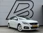 Peugeot 308 SW 1.2 PureTech Blue Lease Executive 2e Eigenaar|Navi|Clima|Cruise|Pano|Trekhaak|Carplay|PDC V+A|D-riem vv in2024|N.A.P|APK tot 04-2027
