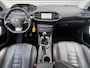 Peugeot 308 SW 1.2 PureTech Blue Lease Executive 2e Eigenaar|Navi|Clima|Cruise|Pano|Trekhaak|Carplay|PDC V+A|D-riem vv in2024|N.A.P|APK tot 04-2027