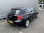 BMW 1-Serie 116i Business AUTOMAAT, A/C, CC, Navi, PDC v/a, LM, nw. APK – Inruil Mogelijk –