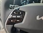 Kia Niro EV Light 64.8 kWh | Navigatie | Camera | Adaptieve cruise control | Apple Carplay / Android Auto | Keyless met startknop | |Parkeersensoren achter |
