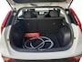 Kia Niro EV Light 64.8 kWh | Navigatie | Camera | Adaptieve cruise control | Apple Carplay / Android Auto | Keyless met startknop | |Parkeersensoren achter |
