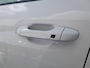Kia Niro EV Light 64.8 kWh | Navigatie | Camera | Adaptieve cruise control | Apple Carplay / Android Auto | Keyless met startknop | |Parkeersensoren achter |
