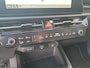Kia Niro EV Light 64.8 kWh | Navigatie | Camera | Adaptieve cruise control | Apple Carplay / Android Auto | Keyless met startknop | |Parkeersensoren achter |