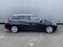Peugeot 308 SW 1.2 PureTech Blue Lease Premium Clima, CC, CarPlay, Pano, PDC, LM, nw. APK – Inruil Mogelijk –