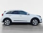 Kia Niro EV e-Niro DynamicPlusLine 64 kWh | Trekhaak | Schuifdak | Navigatie | Stoel en stuurverwarming | Camera | Apple Carplay / Android Auto | Parkeersensoren voor en achter |
