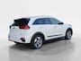 Kia Niro EV e-Niro DynamicPlusLine 64 kWh | Trekhaak | Schuifdak | Navigatie | Stoel en stuurverwarming | Camera | Apple Carplay / Android Auto | Parkeersensoren voor en achter |