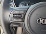Kia Niro EV e-Niro DynamicPlusLine 64 kWh | Trekhaak | Schuifdak | Navigatie | Stoel en stuurverwarming | Camera | Apple Carplay / Android Auto | Parkeersensoren voor en achter |