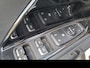Kia Niro EV e-Niro DynamicPlusLine 64 kWh | Trekhaak | Schuifdak | Navigatie | Stoel en stuurverwarming | Camera | Apple Carplay / Android Auto | Parkeersensoren voor en achter |