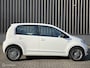 Volkswagen Up! 1.0 | 5 Deurs | All Season | Navigatie