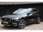 Volvo XC60 2.0 D4 AWD Momentum Camera/Parkeersensor v,a/Stoelverwarming/Trekhaak uitklapbaar