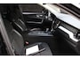 Volvo XC60 2.0 D4 AWD Momentum Camera/Parkeersensor v,a/Stoelverwarming/Trekhaak uitklapbaar