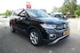 Volkswagen T-Cross 1.0 TSI STYLE  110PK/ CAMERA/CLIMA/TREKHAAK/STOELVERWARMING
