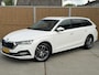 Skoda Octavia Combi 1.0 e-TSI Business Edition Plus Automaat | Achteruitrijcamera | Stoelverwarming | LED verlichting | DAB radio | Signaalkleur | Adaptieve cruise control | Lane Assist | Sfeerverlichting | Parkeersensoren voor en achter