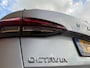 Skoda Octavia Combi 1.0 e-TSI Ambition Automaat | LED verlichting | Climate control | Cruise control | Apple CarPlay/Android Auto | Navigatiesysteem | DAB ontvanger | Digitale cockpit | Parkeersensoren achter