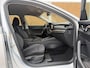 Skoda Octavia Combi 1.0 e-TSI Ambition Automaat | LED verlichting | Climate control | Cruise control | Apple CarPlay/Android Auto | Navigatiesysteem | DAB ontvanger | Digitale cockpit | Parkeersensoren achter
