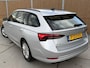 Skoda Octavia Combi 1.0 e-TSI Ambition Automaat | LED verlichting | Climate control | Cruise control | Apple CarPlay/Android Auto | Navigatiesysteem | DAB ontvanger | Digitale cockpit | Parkeersensoren achter