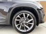 Skoda Kodiaq 1.5 TSI Sportline Business Automaat | Panoramadak | Adaptieve cruise control | Trekhaak uitklapbaar | Dodehoek detectie | LED koplampen | Canton HiFi | Keyless Entry&Start | Parkeersensoren voor en achter | Achteruitrijcamera