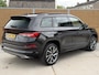 Skoda Kodiaq 1.5 TSI Sportline Business Automaat | Panoramadak | Adaptieve cruise control | Trekhaak uitklapbaar | Dodehoek detectie | LED koplampen | Canton HiFi | Keyless Entry&Start | Parkeersensoren voor en achter | Achteruitrijcamera