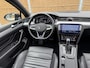 Volkswagen Passat Variant 1.4 TSI PHEV GTE Business Automaat | Leren bekleding | Panoramadak | Elektrisch verstelbare voorstoelen | Trekhaak uitklapbaar | Stoelverwarming | Adaptieve cruise control | Achteruitrijcamera