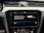 Volkswagen Passat Variant 1.4 TSI PHEV GTE Business Automaat | Leren bekleding | Panoramadak | Elektrisch verstelbare voorstoelen | Trekhaak uitklapbaar | Stoelverwarming | Adaptieve cruise control | Achteruitrijcamera