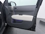 Kia EV3 GT-Line Business Edition 81.4 kWh - Sfeerverlichting - Adaptieve cruise control - Climate control - AppleCarplay - Android Auto Fabrieksgarantie tot 04-2033 of 150.000km