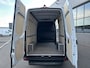 Mercedes-Benz Sprinter 317 CDI L2 H2 360 Camera / MBUX / Navigatie / Parkeersensors / Cruise control / Airco / 270 Graden achterdeuren