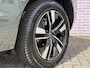 Volvo XC60 2.0 T6 Plug-in hybrid AWD Essential | Gratis Trekhaak | Stoel/stuurverwarming | adaptieve cruise | BLIS | 19" velgen | Nordico interieur | Extra getint glas | Zwarte hemel bekleding | All Season Banden |