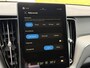 Volvo XC60 2.0 T6 Plug-in hybrid AWD Essential | Gratis Trekhaak | Stoel/stuurverwarming | adaptieve cruise | BLIS | 19" velgen | Nordico interieur | Extra getint glas | Zwarte hemel bekleding | All Season Banden |