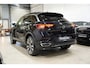 Volkswagen T-Roc 1.5 TSI 3x R-Line DSG * Fabrieksgarantie - Pano - Virtual - Trekhaak - Keyless - Beats - Camera *