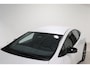 Toyota Prius Plug-in Hybrid 220 Executive, Blind Spot, Apple Carplay & Android Auto, Stoel & Stuur verwarming, Parkeersensoren!