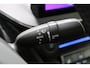 Toyota Prius Plug-in Hybrid 220 Executive, Blind Spot, Apple Carplay & Android Auto, Stoel & Stuur verwarming, Parkeersensoren!