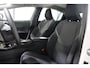 Toyota Prius Plug-in Hybrid 220 Executive, Blind Spot, Apple Carplay & Android Auto, Stoel & Stuur verwarming, Parkeersensoren!