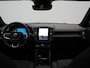 Volvo XC40 Single Motor Extended Range Ultimate 82 kWh 252pk Dealer O.H. | Panodak | Adaptive Cruise | 360 Camera | Harman / Kardon | Warmtepomp | Sportstoelen Memory & Verwarmd | Google Assistent | Keyless | Blis | Stuur Verwarmd | Apple Carplay | DAB | 19"L.M |
