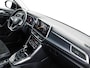 Volkswagen T-Roc 1.5 TSI 150pk DSG Style · Camera · Keyless · ACC · Apple/Android Car Play · Dodehoeksensor · Elek. Achterklep · Parkeerassistent · Alarmklasse 3 ·