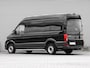 Volkswagen Crafter 30 2.0 TDI 140pk DSG L3H3 Highline · Camera · Cruise Control · Trekhaak · P-Sensoren · Apple/Android Car Play · 3 Zitplaatsen · Garantie t/m 04-09-2028 of 120.000km