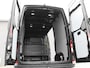 Volkswagen Crafter 30 2.0 TDI 140pk DSG L3H3 Highline · Camera · Cruise Control · Trekhaak · P-Sensoren · Apple/Android Car Play · 3 Zitplaatsen · Garantie t/m 04-09-2028 of 120.000km