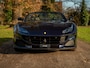 Ferrari Portofino M 3.9 V8 | VERWACHT | Blu America! | Pass. display | Veel alcantara! | Carbon interieur
