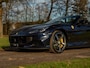 Ferrari Portofino M 3.9 V8 | VERWACHT | Blu America! | Pass. display | Veel alcantara! | Carbon interieur
