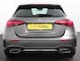 Mercedes-Benz A-klasse 200 177pk Automaat MHEV AMG Line Achteruitrij Camera Verwarmde voorstoelen Navigatie LED Climate control Adaptive Cruise control Parkeersensoren Apple Carplay & Android Auto