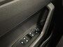 Volkswagen Polo 1.0 TSI R-Line DSG Navigatie Apple Carplay/Android Auto Camera Parkeersensoren Adaptive Cruise Control Matrix-LED-koplamp Lichtmetalen velgen Climate Control Getinte ramen