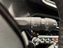 Peugeot 2008 1.2 Puretech Allure 100pk Navigatie Camera Apple Carplay Android Auto Parkeersensoren Cruise Control Stoelverwarming Climate Control Lichtmetalen velgen