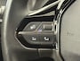 Peugeot 2008 1.2 Puretech Allure 100pk Navigatie Camera Apple Carplay Android Auto Parkeersensoren Cruise Control Stoelverwarming Climate Control Lichtmetalen velgen