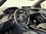 Peugeot 2008 1.2 Puretech Allure 100pk Navigatie Camera Apple Carplay Android Auto Parkeersensoren Cruise Control Stoelverwarming Climate Control Lichtmetalen velgen